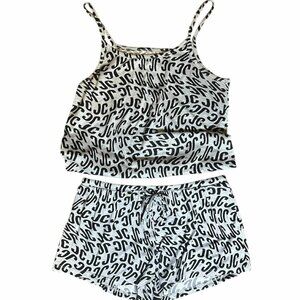 Juicy Couture 2-Piece Lounge Grey Sleep Set